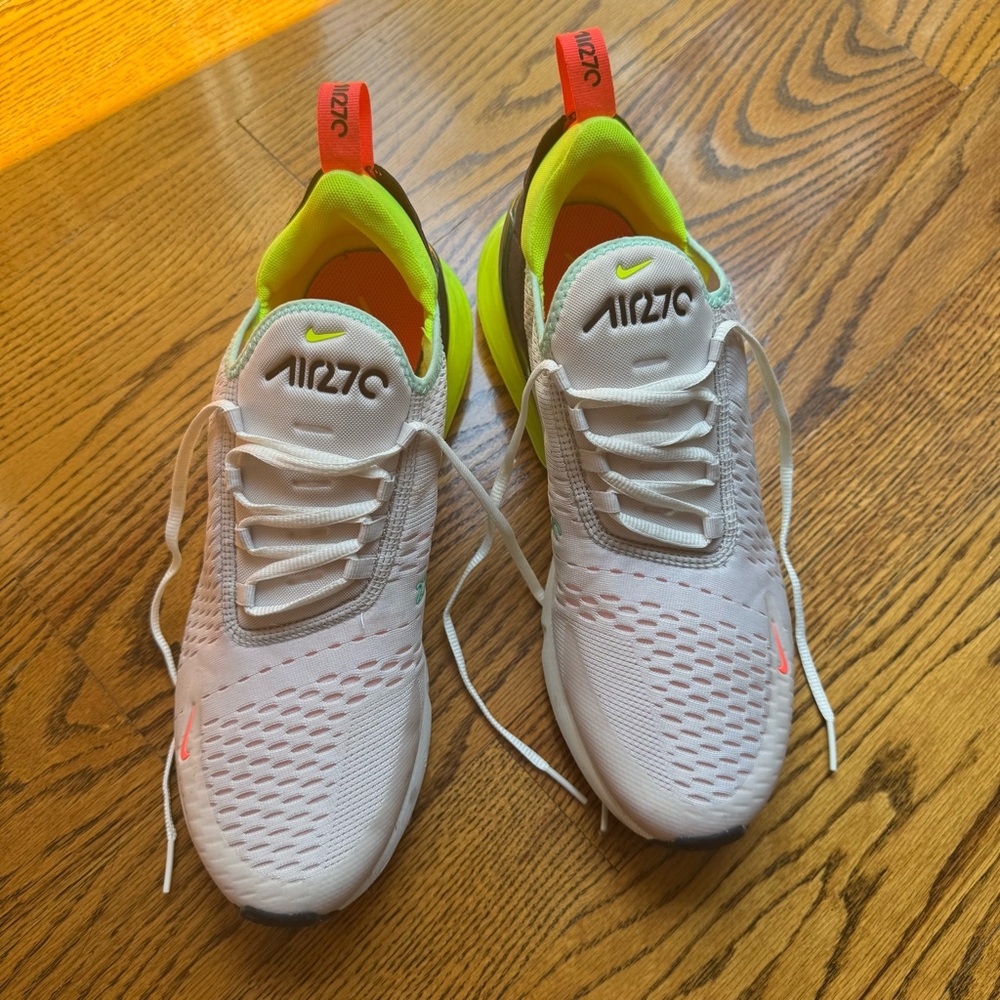 Nike Sneakers